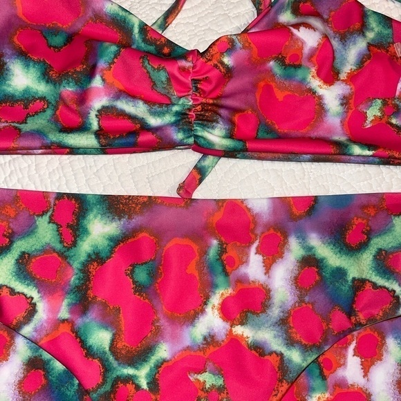 Fused Hawaii bikini set - Picture 4 of 5